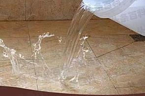 临县漏水维修 免砸砖防水材料该如何施工